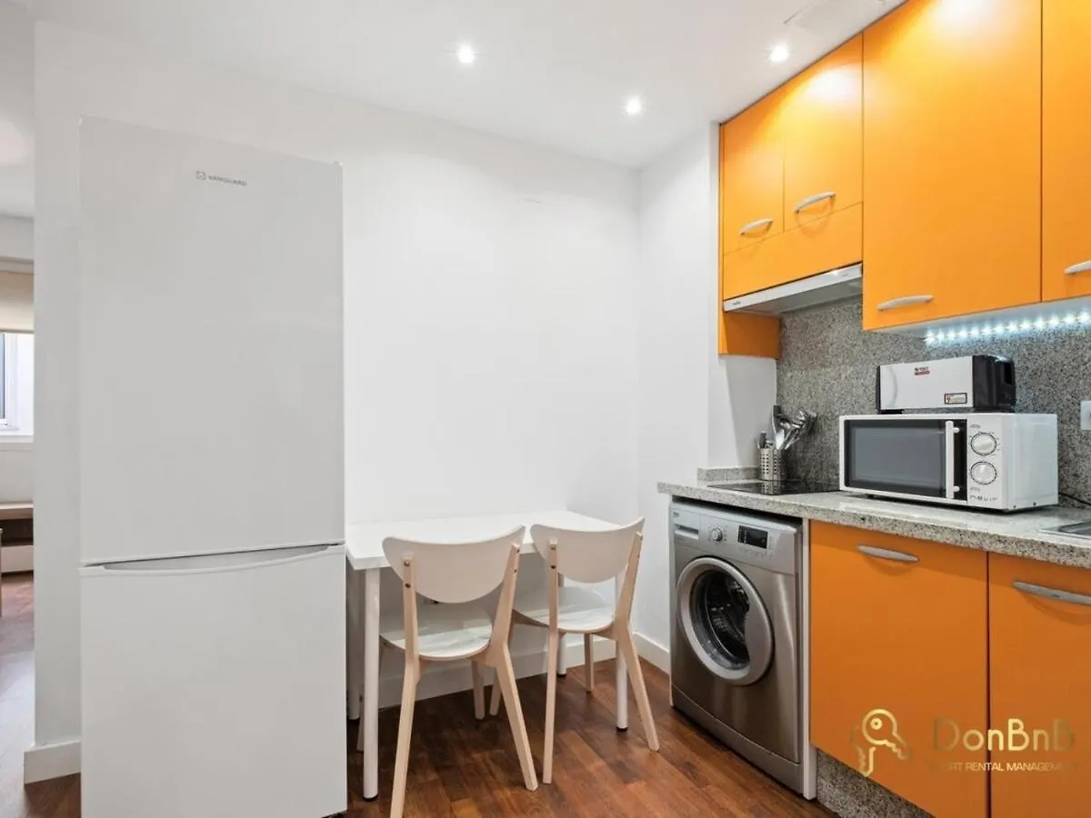 Apartment One Minute From Merced In Малага